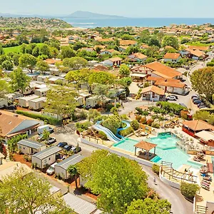 camping-domaine-berrua-maeva-slection.biarritzhotels.info/