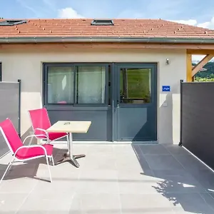 Domaine Des Ecuries - Meubles A Apartment Talloires